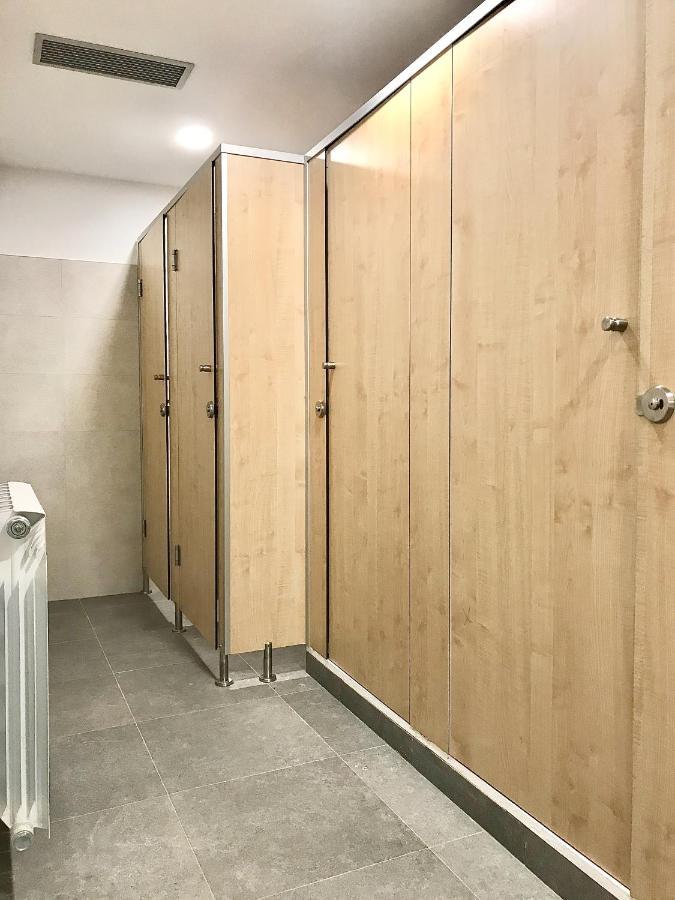Quartier Leon Hostel Jabalquinto Экстерьер фото