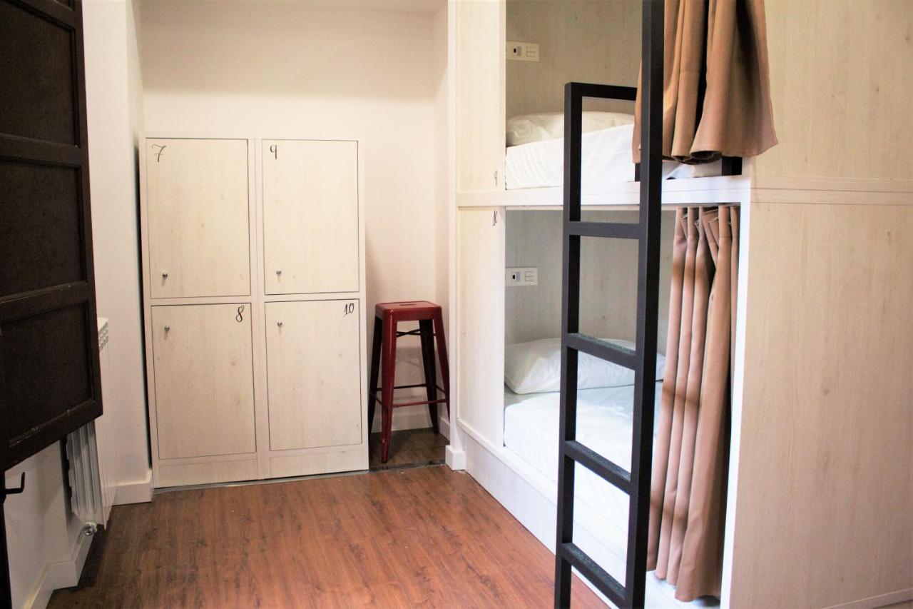 Quartier Leon Hostel Jabalquinto Экстерьер фото